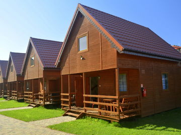 IZA DOMKI LETNISKOWE W ŁEBIE